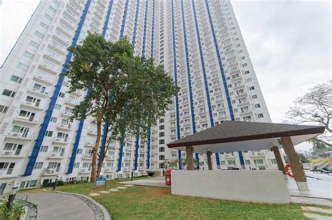 REDDOORZ PREMIUM @ SMDC NORTH EDSA .